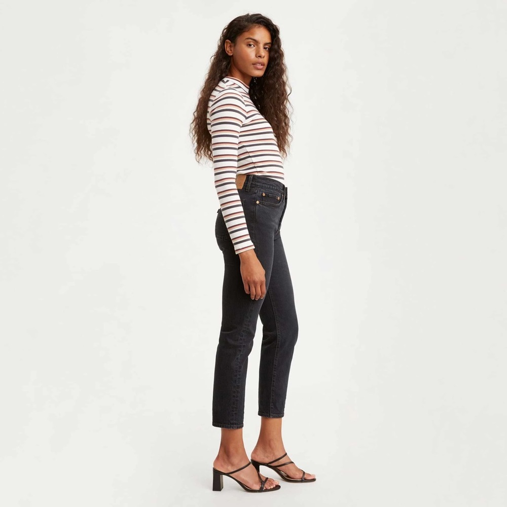 LEVI’S Wedgie Icon Fit Jeans - Picture 2 of 15